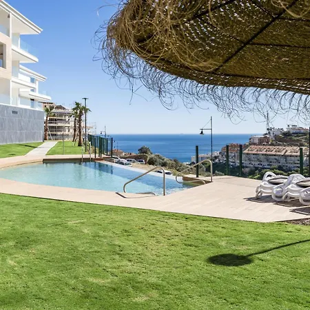 Vivi Homes - Casa Sonnenberg - Sea View - Pool - Terrace * Fuengirola